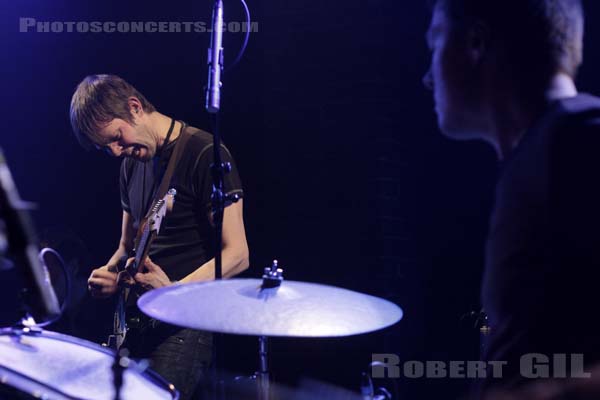 BRAINBOMBS - 2008-12-12 - PARIS - La Maroquinerie - 